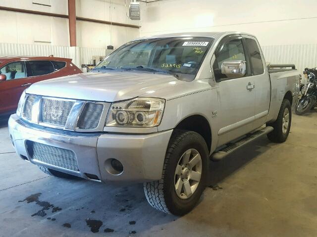 1N6AA06BX4N523915 - 2004 NISSAN TITAN XE SILVER photo 2