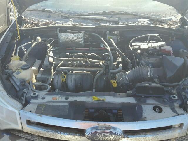 1FAHP35N88W151994 - 2008 FORD FOCUS SE BLUE photo 7