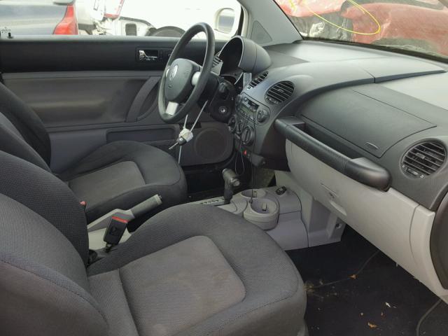 3VWBK21C53M433691 - 2003 VOLKSWAGEN NEW BEETLE 白色 照片 5