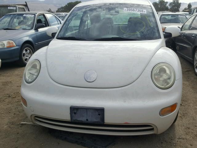 3VWBK21C53M433691 - 2003 VOLKSWAGEN NEW BEETLE 白色 照片 9
