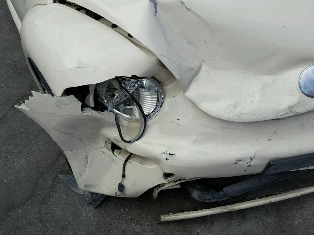 3VWCM31Y85M312365 - 2005 VOLKSWAGEN NEW BEETLE 棕色 照片 9