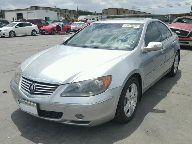 JH4KB16567C000135 - 2007 ACURA RL SILVER photo 2