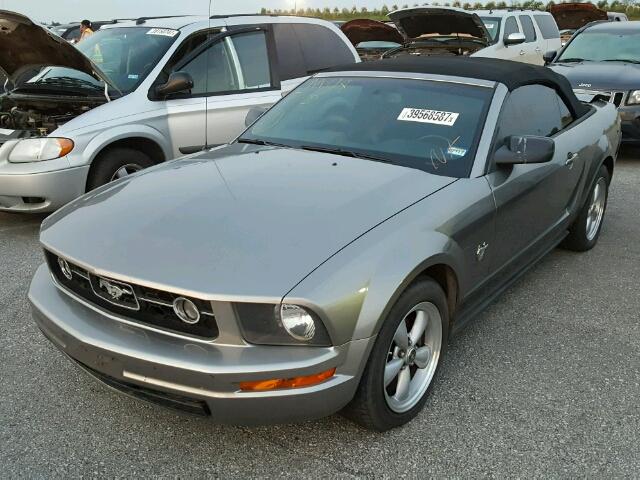 1ZVHT84N395118801 - 2009 FORD MUSTANG SILVER photo 2