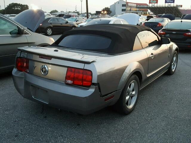 1ZVHT84N395118801 - 2009 FORD MUSTANG SILVER photo 4