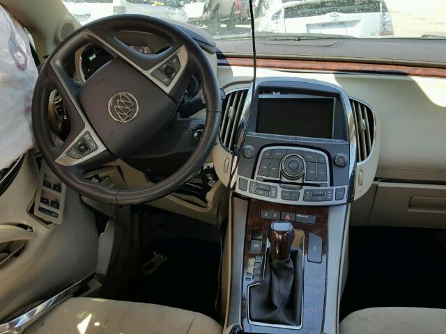 1G4GA5GR8DF197009 - 2013 BUICK LACROSSE WHITE photo 9