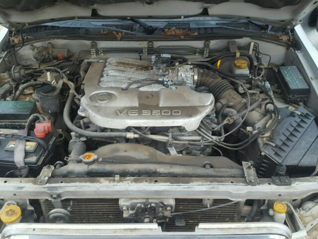 JN8DR09X32W654583 - 2002 NISSAN PATHFINDER SILVER photo 7