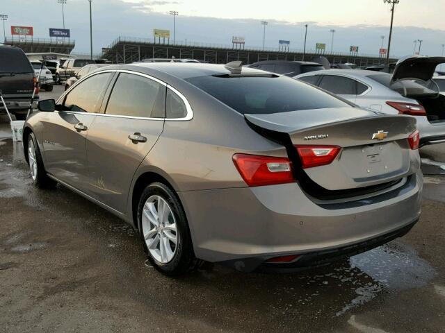 1G1ZE5ST4HF131107 - 2017 CHEVROLET MALIBU SILVER photo 3