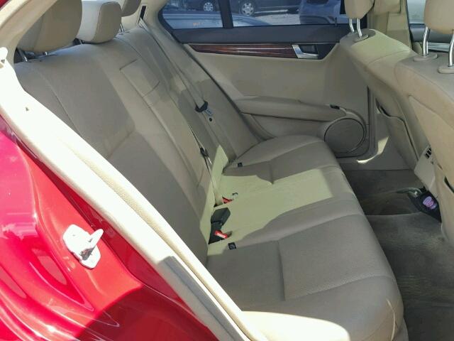 WDDGF5EB6BR183638 - 2011 MERCEDES-BENZ C 300 红色 照片 6