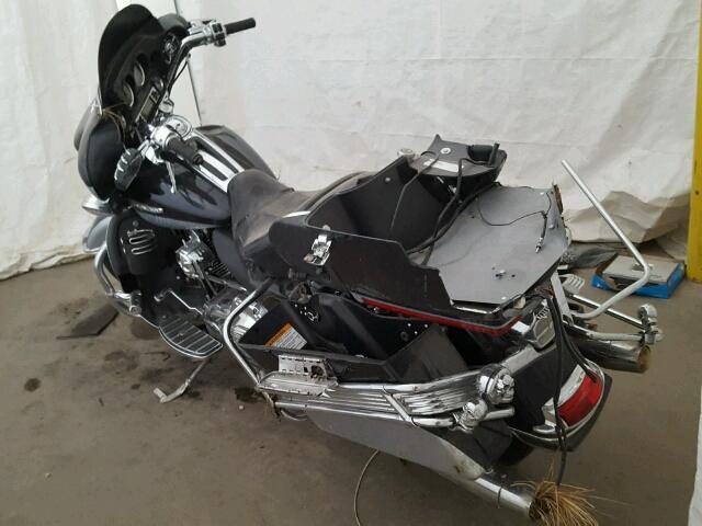 1HD1KEM18CB611898 - 2012 HARLEY-DAVIDSON FLHTK ELEC შავი ფოტო 3