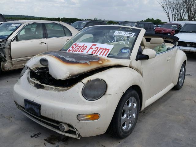 3VWCM21Y44M300612 - 2004 VOLKSWAGEN NEW BEETLE 奶油色 照片 2