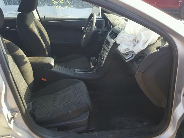 1G1ZC5E14BF389716 - 2011 CHEVROLET MALIBU 1LT SILVER photo 5