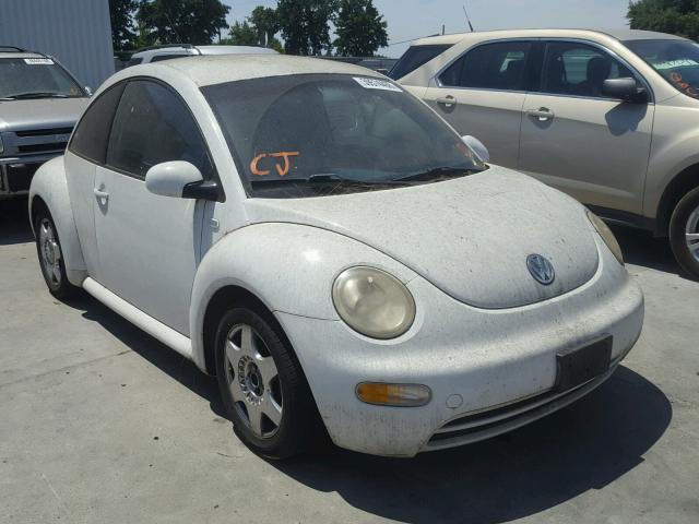 3VWBK21C32M417794 - 2002 VOLKSWAGEN NEW BEETLE 白色 照片 1