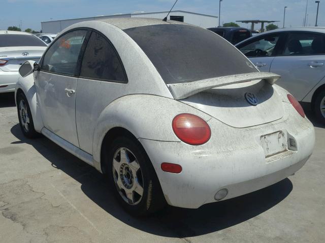 3VWBK21C32M417794 - 2002 VOLKSWAGEN NEW BEETLE 白色 照片 3