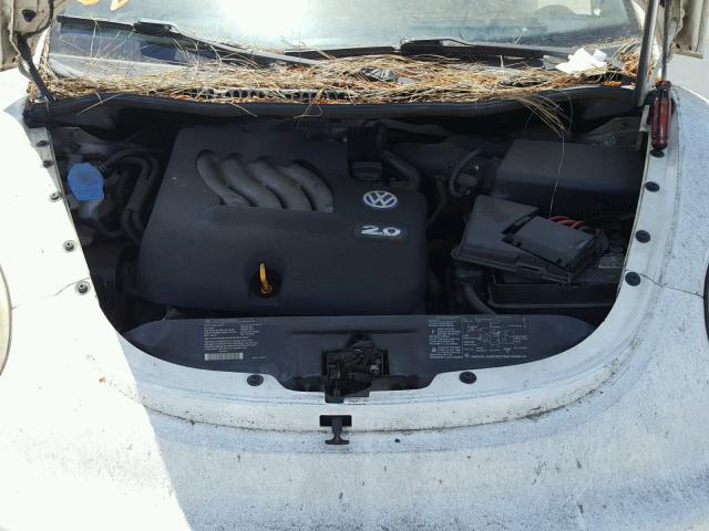 3VWBK21C32M417794 - 2002 VOLKSWAGEN NEW BEETLE 白色 照片 7