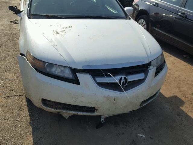 19UUA66255A051359 - 2005 ACURA TL WHITE photo 9