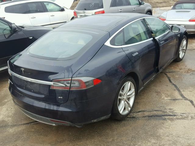 5YJSA1CN1DFP18344 - 2013 TESLA MODEL S BLUE photo 4