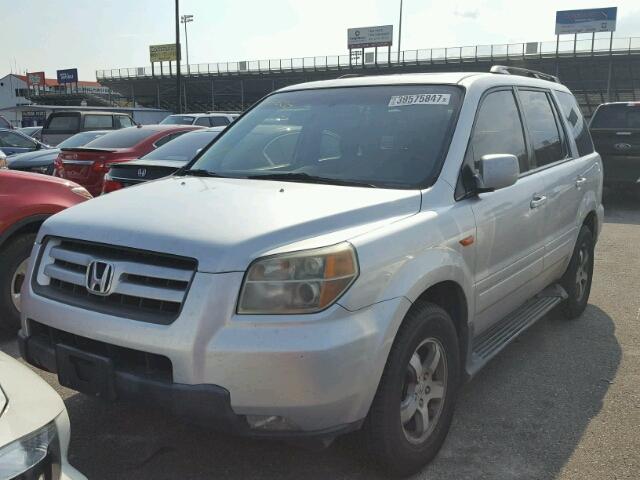 2HKYF18526H563621 - 2006 HONDA PILOT EX SILVER photo 2