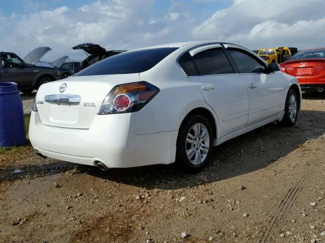 1N4AL2AP2BN447721 - 2011 NISSAN ALTIMA WHITE photo 4