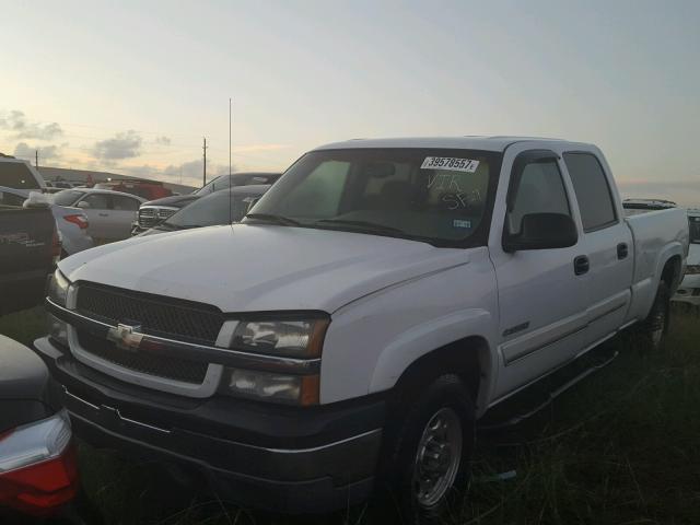 1GCGC13U13F237074 - 2003 CHEVROLET SILVERADO WHITE photo 2