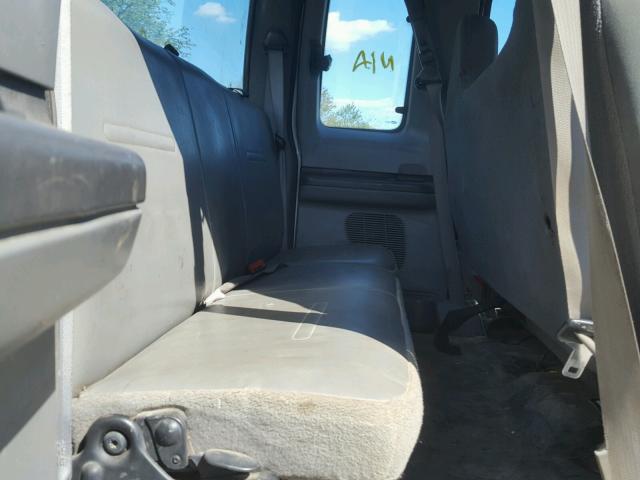 1FTNX21L94EC43644 - 2004 FORD F250 SUPER WHITE photo 6