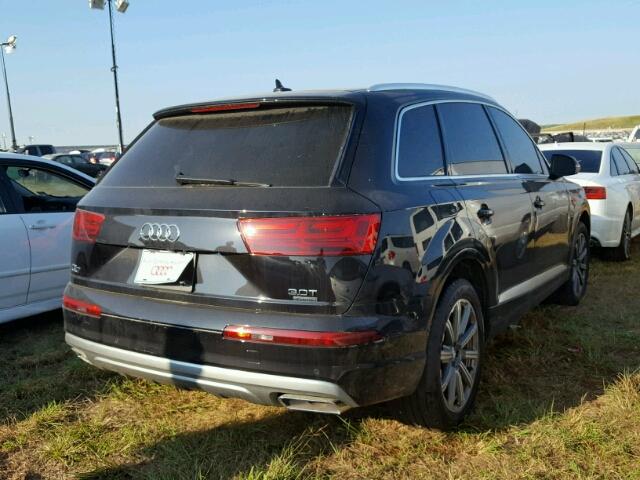 WA1LAAF79JD002371 - 2018 AUDI Q7 BLACK photo 4