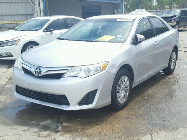 4T4BF1FK9ER343638 - 2014 TOYOTA CAMRY L SILVER photo 2