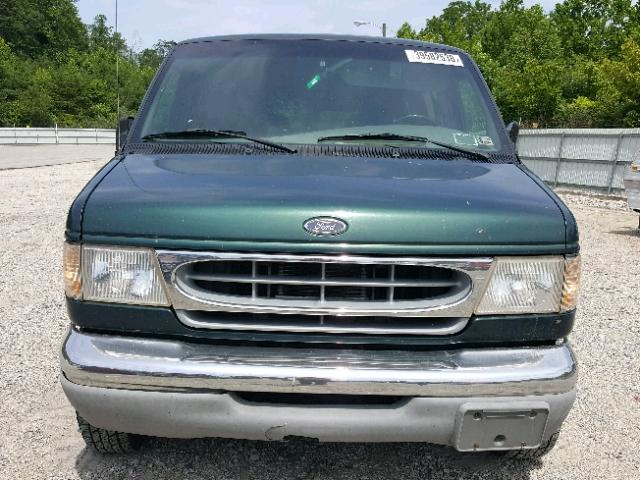 1FMRE11LXYHA18697 - 2000 FORD E-150 VAN GREEN photo 9