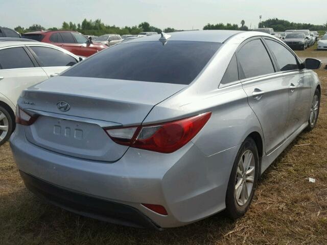 5NPEB4AC1EH843067 - 2014 HYUNDAI SONATA GLS SILVER photo 4