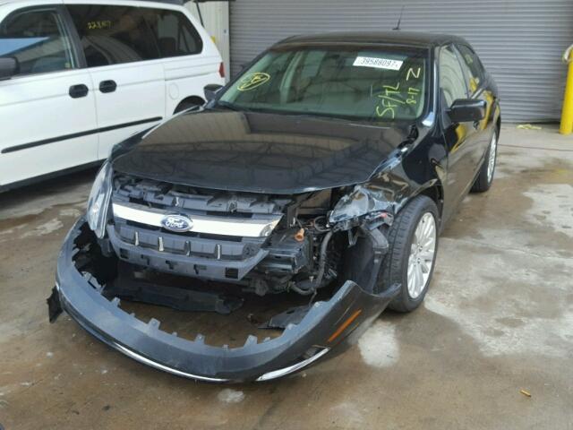 3FADP0L30AR366311 - 2010 FORD FUSION GRAY photo 2