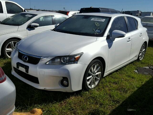 JTHKD5BH9D2153742 - 2013 LEXUS CT WHITE photo 2