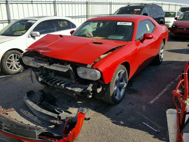 2C3CDYAG1EH304327 - 2014 DODGE CHALLENGER RED photo 2