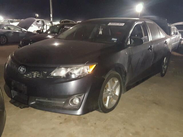 4T1BF1FK1CU193600 - 2012 TOYOTA CAMRY GRAY photo 2