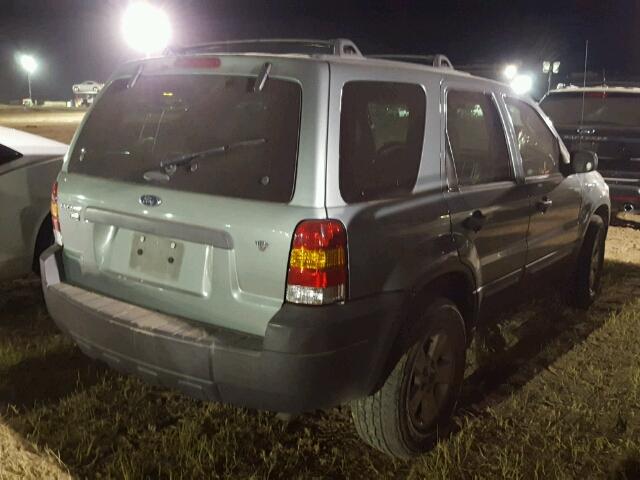 1FMYU03147KB70383 - 2007 FORD ESCAPE GRAY photo 4