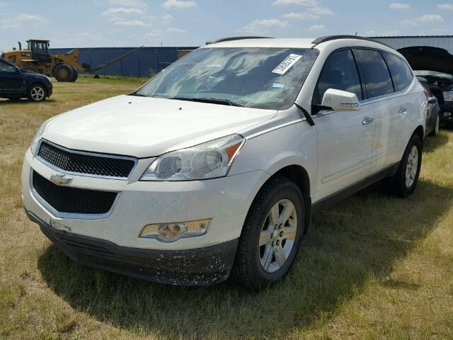 1GNKRGED4BJ303063 - 2011 CHEVROLET TRAVERSE WHITE photo 2