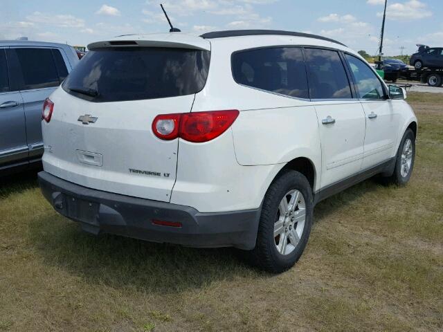 1GNKRGED4BJ303063 - 2011 CHEVROLET TRAVERSE WHITE photo 4