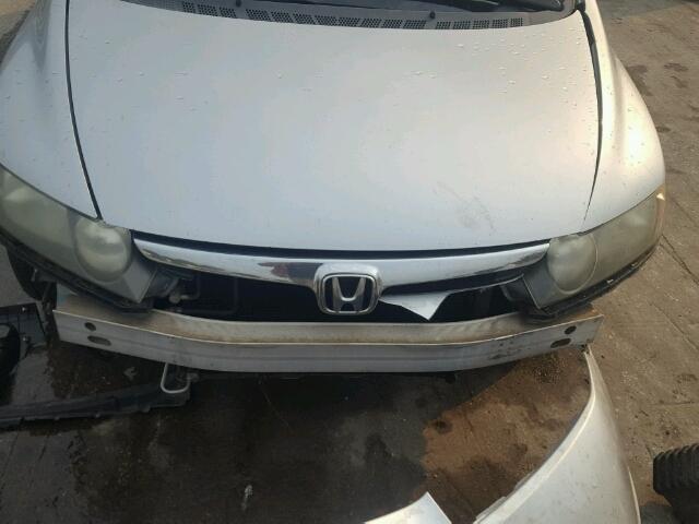 1HGFA16586L070483 - 2006 HONDA CIVIC SILVER photo 7