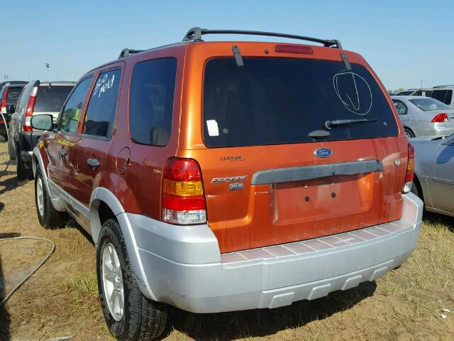 1FMYU03147KA36649 - 2007 FORD ESCAPE XLT ORANGE photo 3