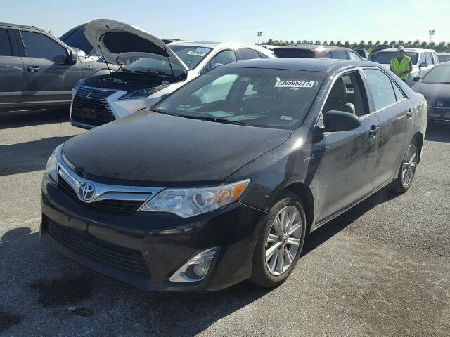 4T1BD1FK3CU060763 - 2012 TOYOTA CAMRY HYBR BLACK photo 2