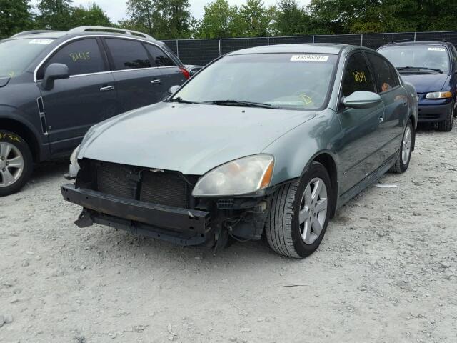 1N4AL11D12C713340 - 2002 NISSAN ALTIMA GREEN photo 2