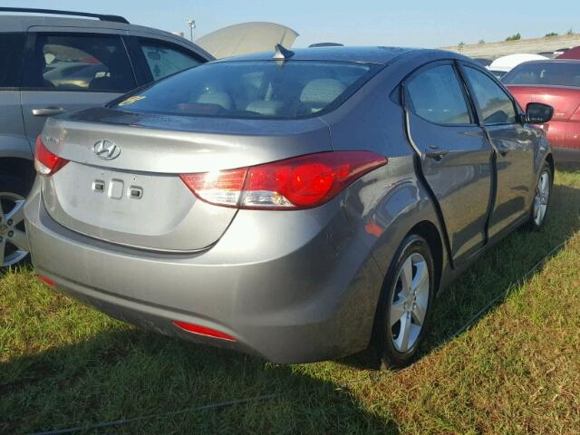 5NPDH4AE2DH332073 - 2013 HYUNDAI ELANTRA GL GRAY photo 4