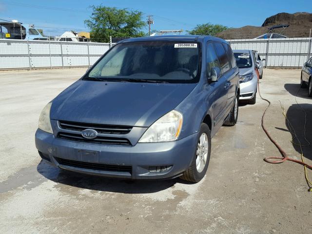 KNDMB233466089011 - 2006 KIA SEDONA EX BLUE photo 2