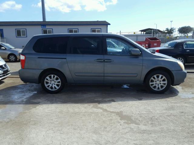 KNDMB233466089011 - 2006 KIA SEDONA EX BLUE photo 9