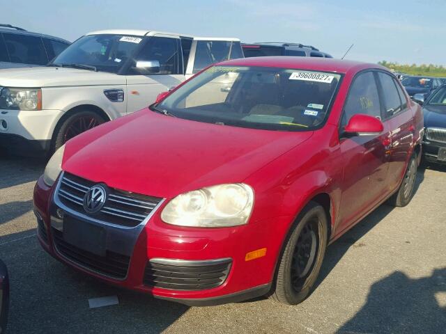 3VWJM71K09M027479 - 2009 VOLKSWAGEN JETTA S RED photo 2