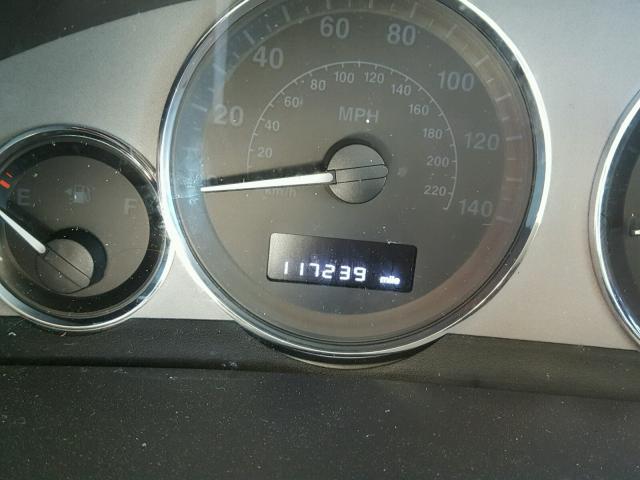 1J8HG58218C175586 - 2008 JEEP COMMANDER GRAY photo 8