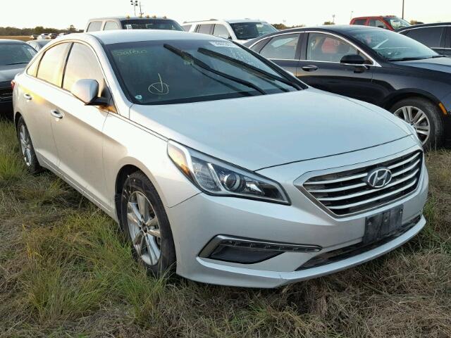 5NPE24AF2FH235084 - 2015 HYUNDAI SONATA SE SILVER photo 1