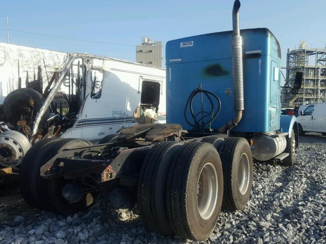 1XKDDU9X35J094636 - 2005 KENWORTH CONSTRUCTI BLUE photo 4