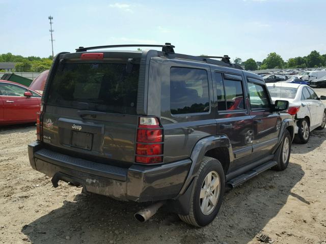 1J8HG48NX6C210773 - 2006 JEEP COMMANDER GREEN photo 4