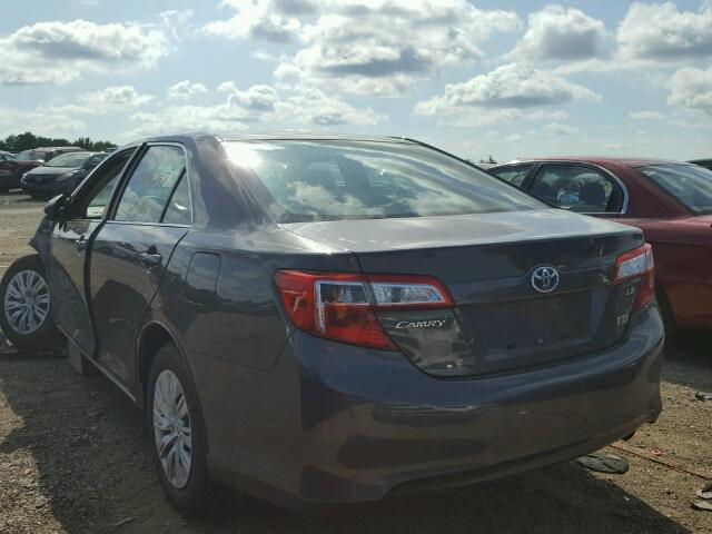 4T1BD1FK5CU049148 - 2012 TOYOTA CAMRY HYBR GRAY photo 3