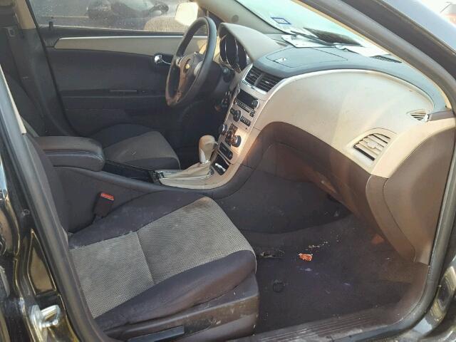1G1ZA5E01CF389090 - 2012 CHEVROLET MALIBU შავი ფოტო 5