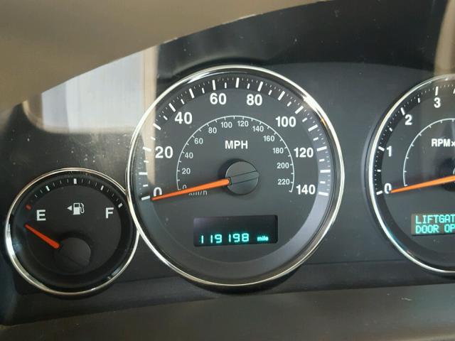 1J8HG48N16C273924 - 2006 JEEP COMMANDER შავი ფოტო 8